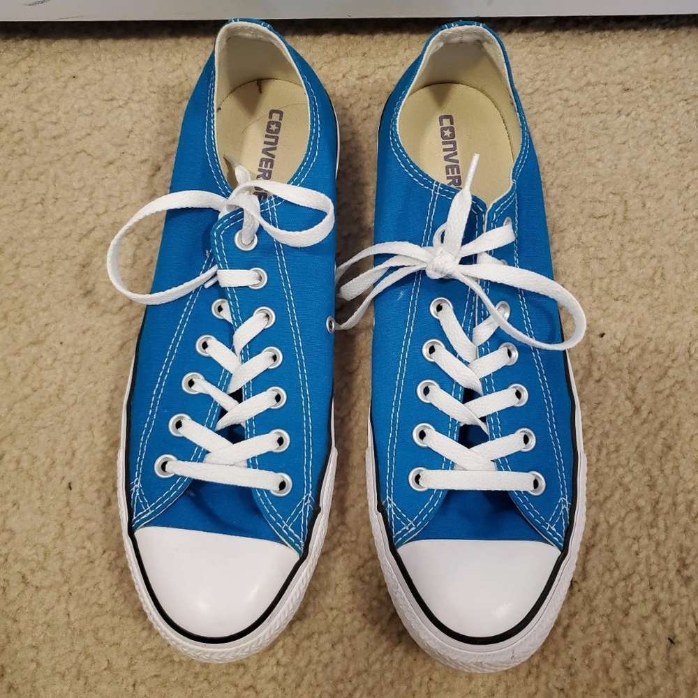 Royal Blue Converse Chuck Taylor Ox All Star low top Converse!!